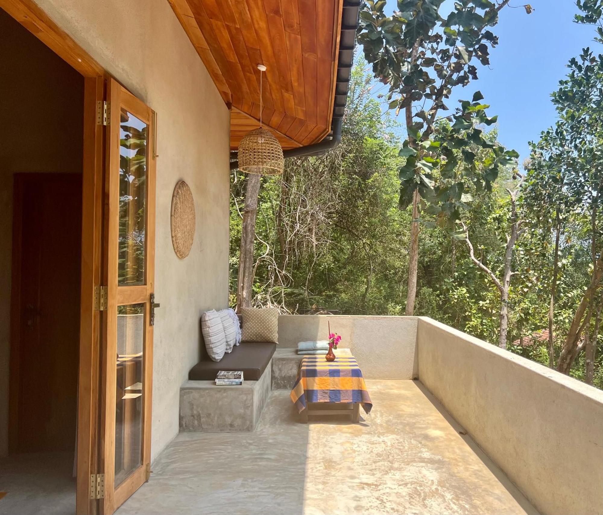 Into The Blue - Yoga Included & Walk To 3 Beaches Tangalle Eksteriør billede